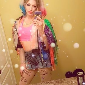 Meet your Posher, Alecia